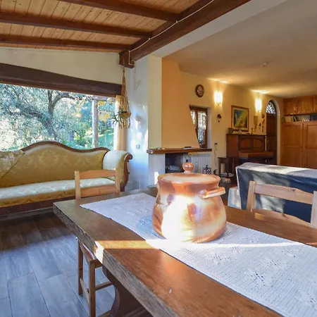 Stunning In With House A Panoramic View Camaiore